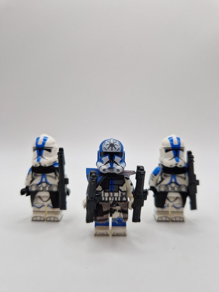 Figurines type lego Commandant Clone Jesse + 2 Clones de la 501ème star wars