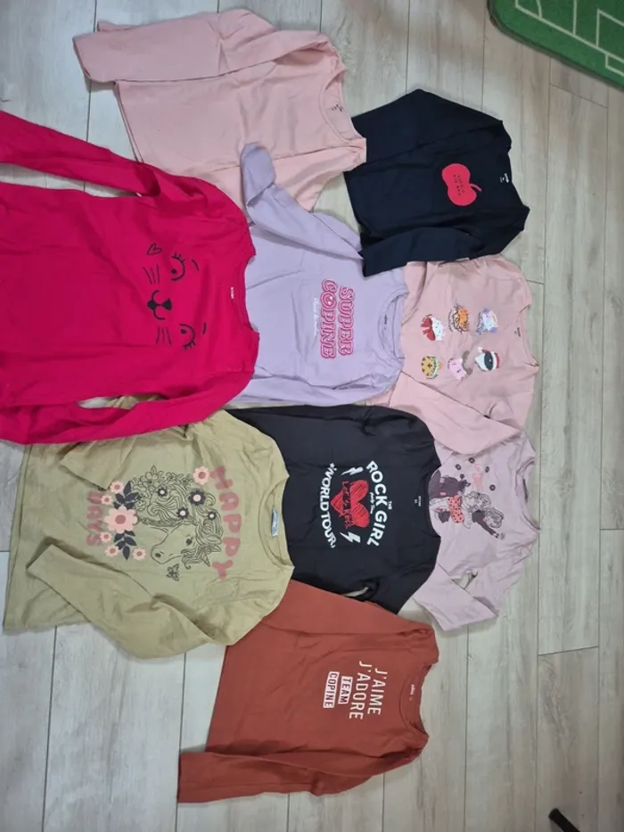 Lot maillots manches longues 8 ans