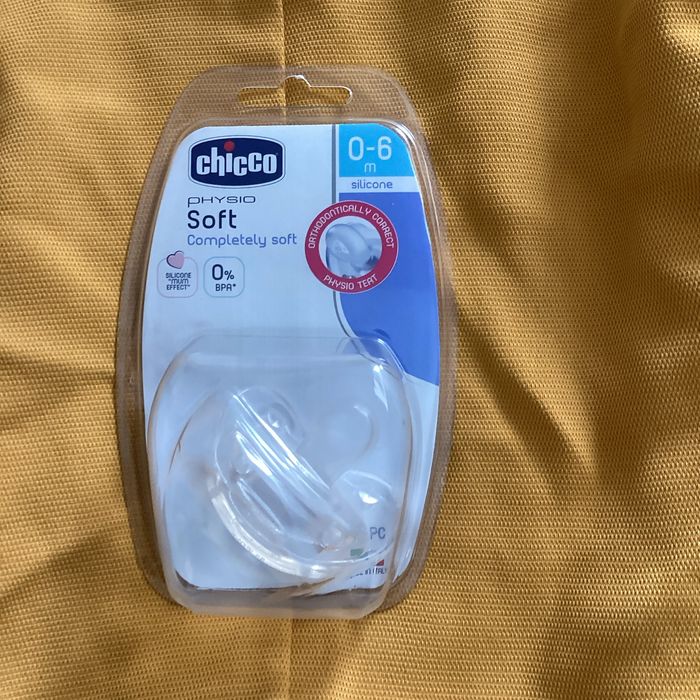 Tétine chicco 0/6mois