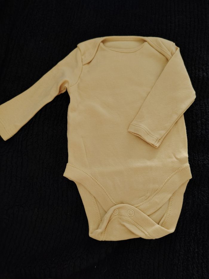 7 bodies neufs - photo numéro 5