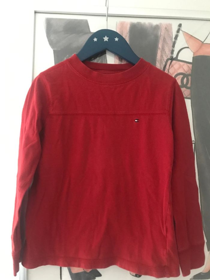 Tee-shirt Tommy Hilfiger 4 / 5 ans