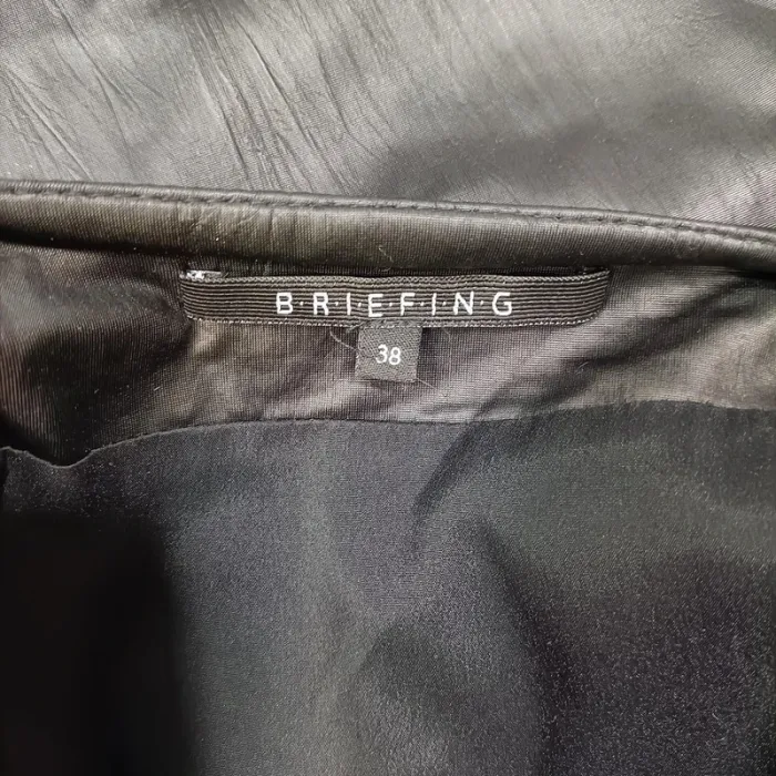 Veste noir aspect froissé - Briefing - Taille 38 - Effet cuir Coupe asymétrique Élégante - photo numéro 9