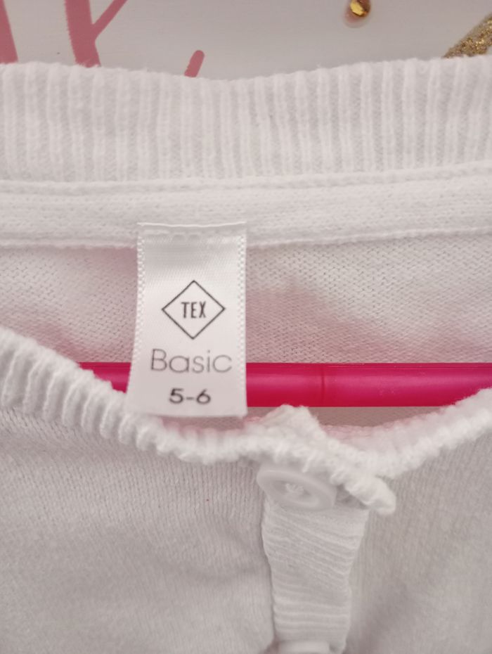 Gilet fin blanc 5-6 ans - photo numéro 3