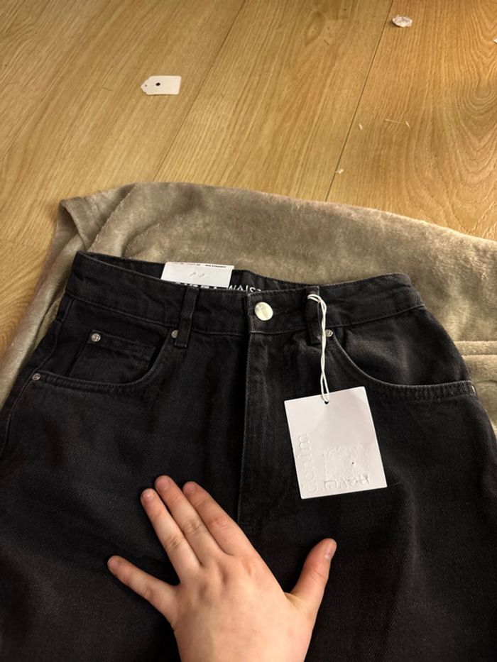 Jeans noir - photo numéro 4