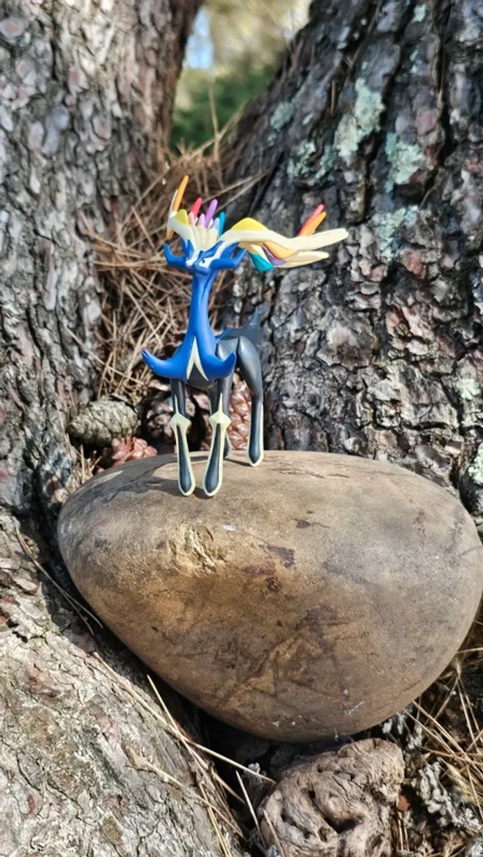 Super figurine Pokemon Nintendo tomy xerneas - photo numéro 2