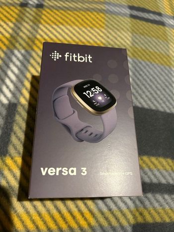 Montre Fitbit versa 3 en très bon état