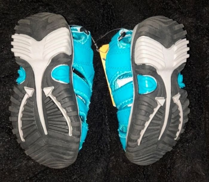 Sandalette bleu wanabee taille 20/21 été neuve - photo numéro 3
