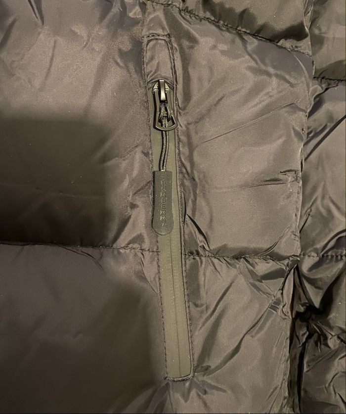 Doudoune Burberry noir - photo numéro 8