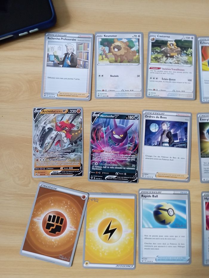 Lot de 15 cartes Pokémon très bon état très jolie - photo numéro 3