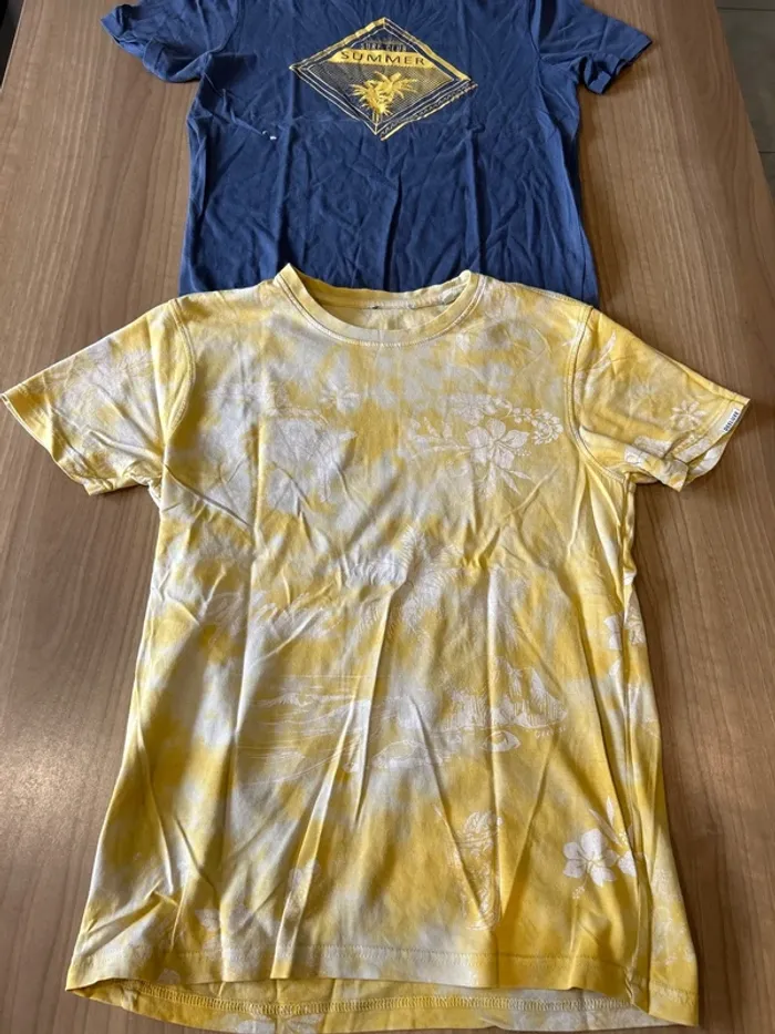 Lot de 2 tee shirt taille 14 ans - photo numéro 2