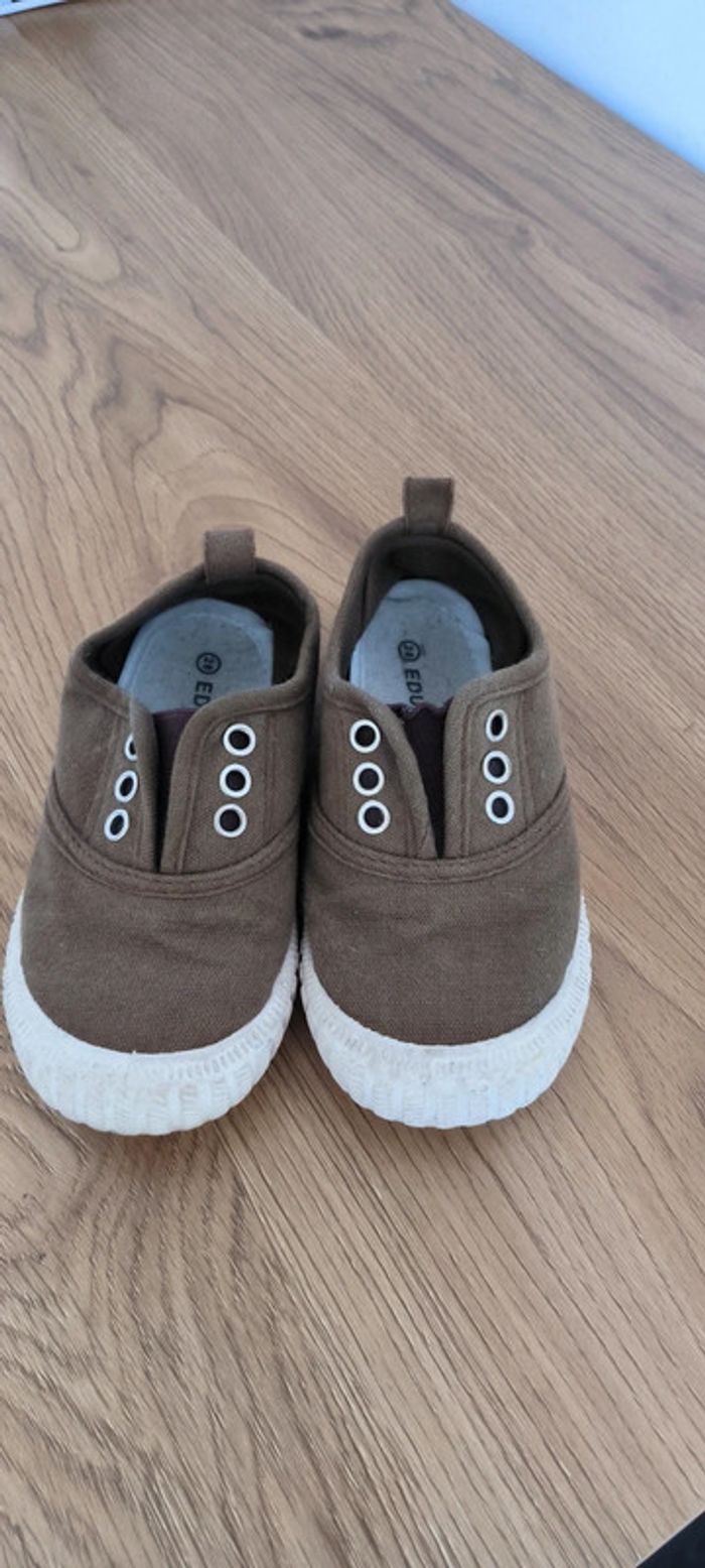 Espadrilles garçon en parfait état