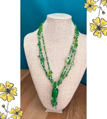 Collier perles multirangs vertes - Collection Émeraude Urbaine