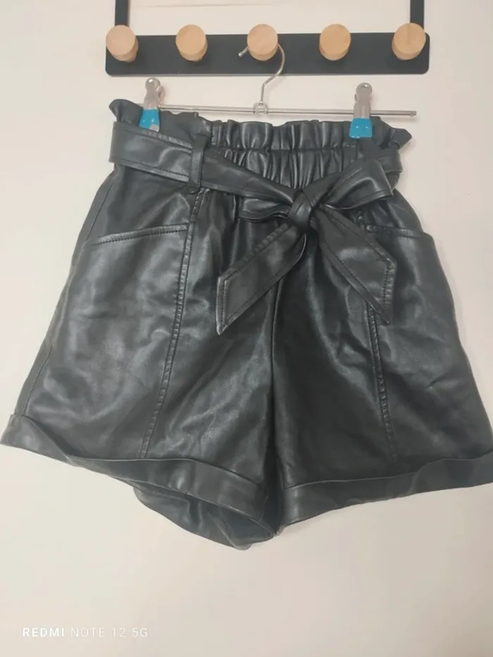 Short Simili cuir taille XS