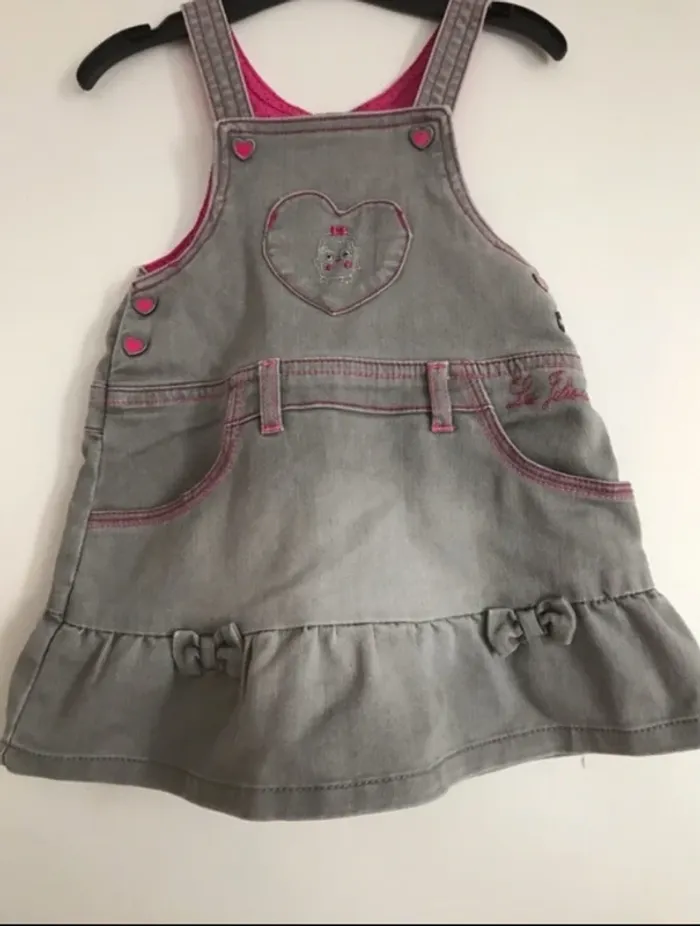 Robe en jeans orchestra comme neuve 18 mois