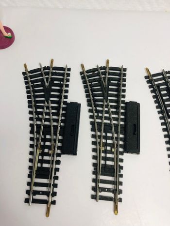 Lot de 5 aiguillages Droit/Gauche Jouef ref 385