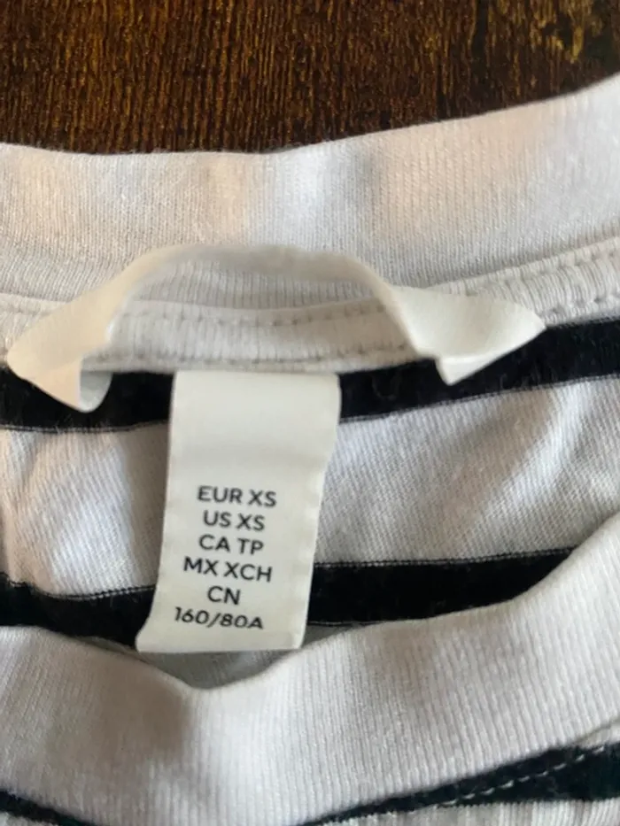 T-shirt à rayures - photo numéro 2