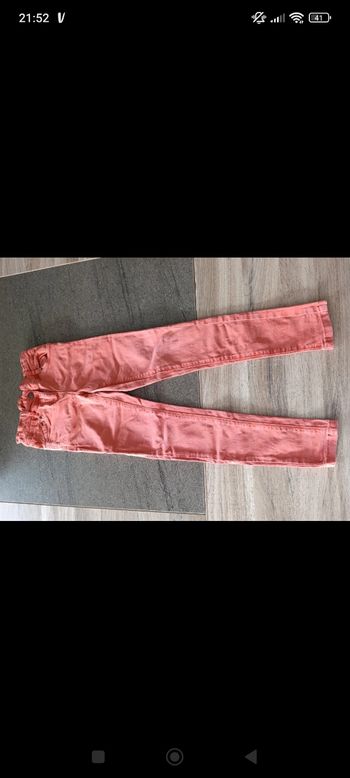 Vends lot de 3 jeans 👖 fille 
