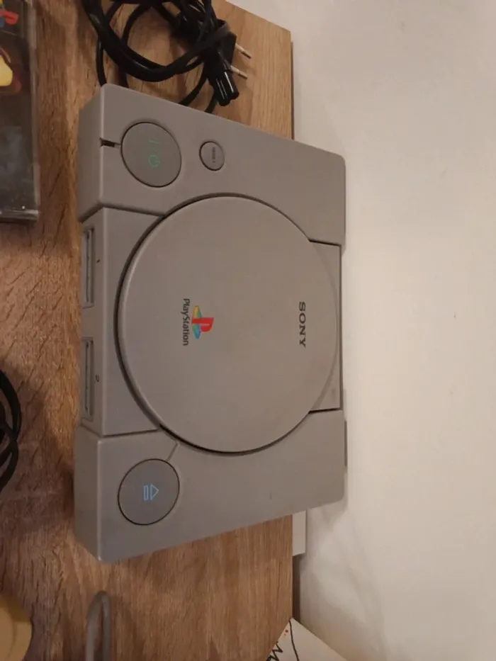 PlayStation 1 câble manette tomb raider - photo numéro 2