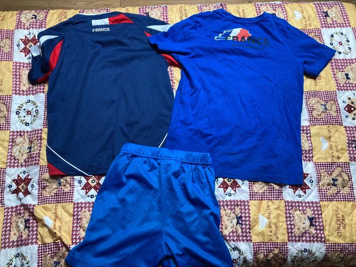 2 tee shirt + 1 short football 8 ans - photo numéro 3