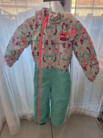 Tenue / Combinaison ski enfant fille 3 ans