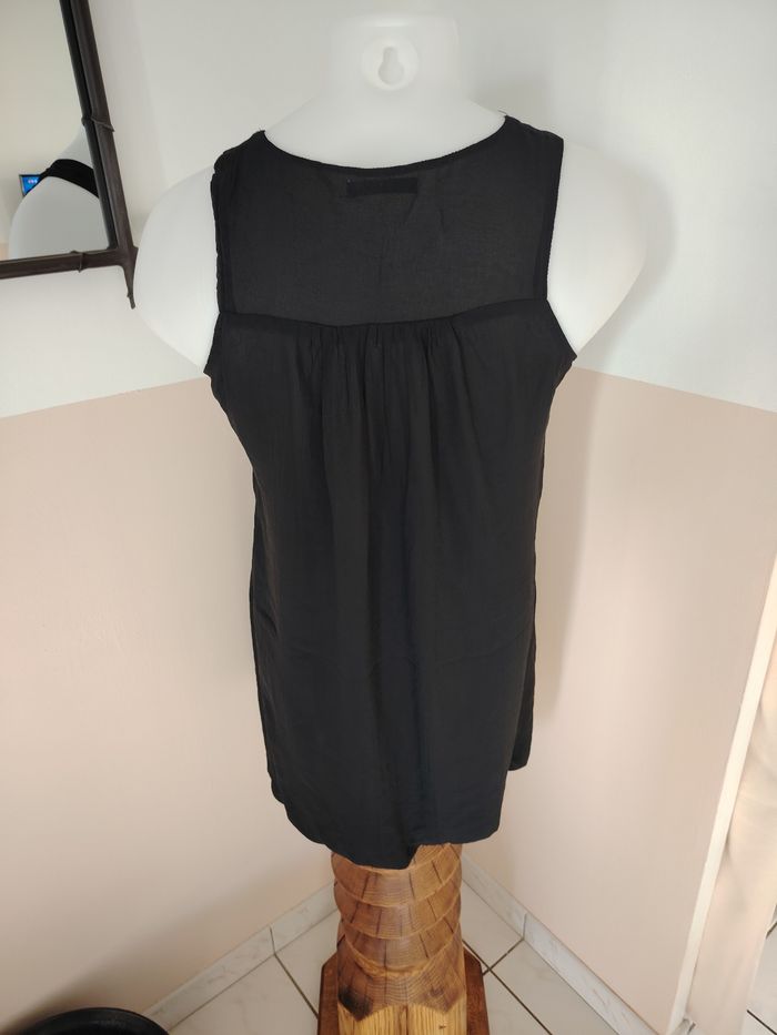 Robe 👗 - photo numéro 2