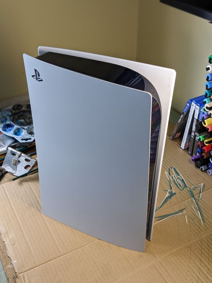 Sony PlayStation 5 Disc Edition Console Blanche 825 Go + Jeux/casque (avec boite) - photo numéro 6