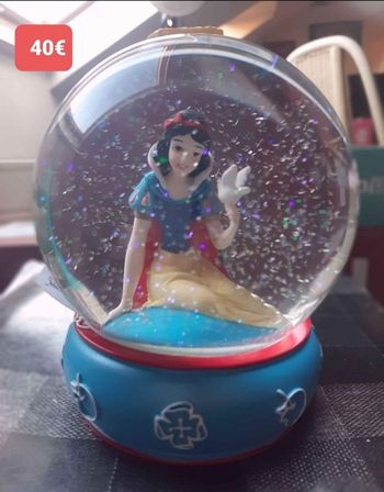 Grande snowglobe blanche neige
