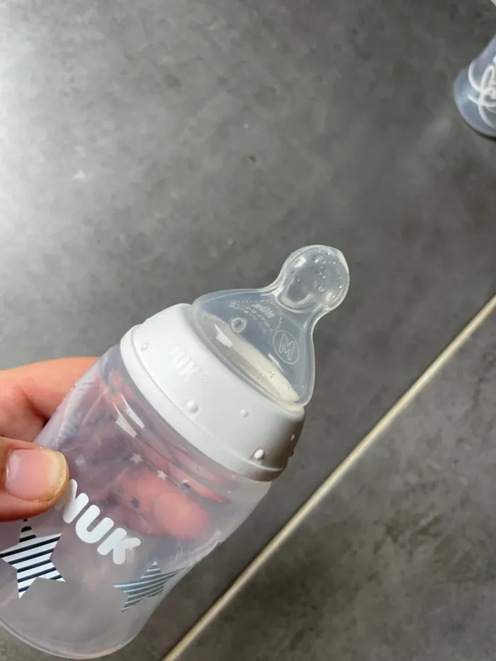 lot de deux petits biberons Nuk - photo numéro 3