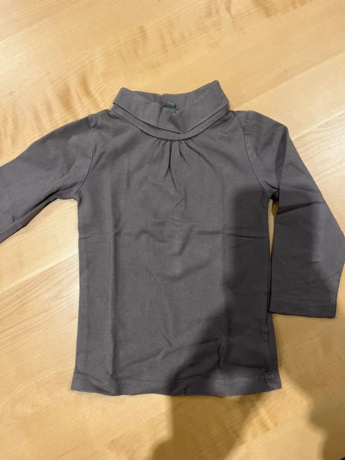 Pull col roulé marron bébé fille 2 ans