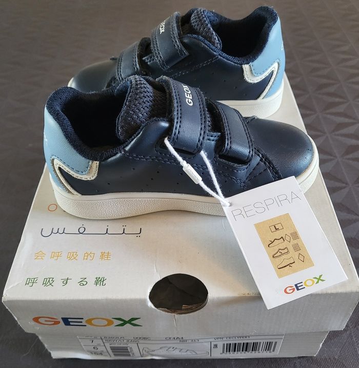 Chaussures baskets cuir bleues Geox 23 - photo numéro 3