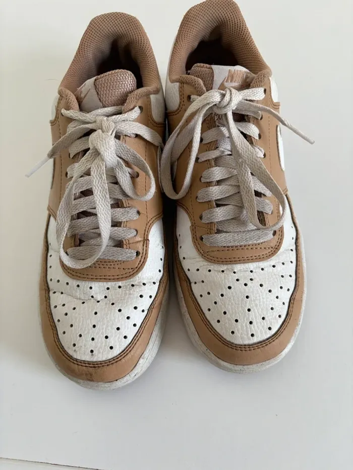 Nike Dunk Low - Beige & Blanc - photo numéro 3