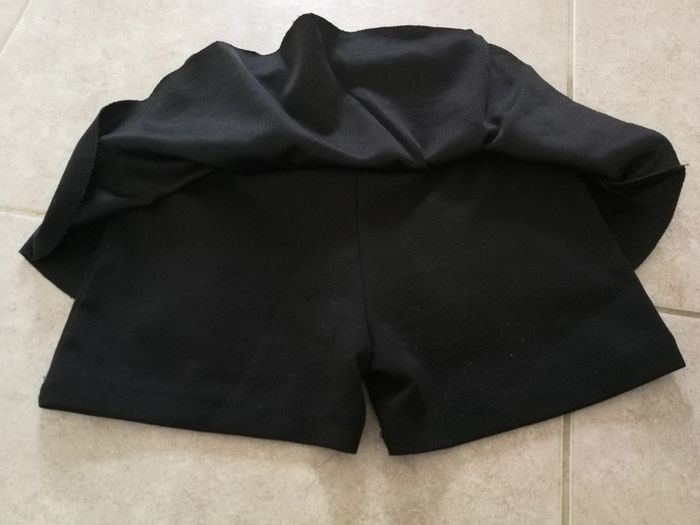 Jupe short - photo numéro 2