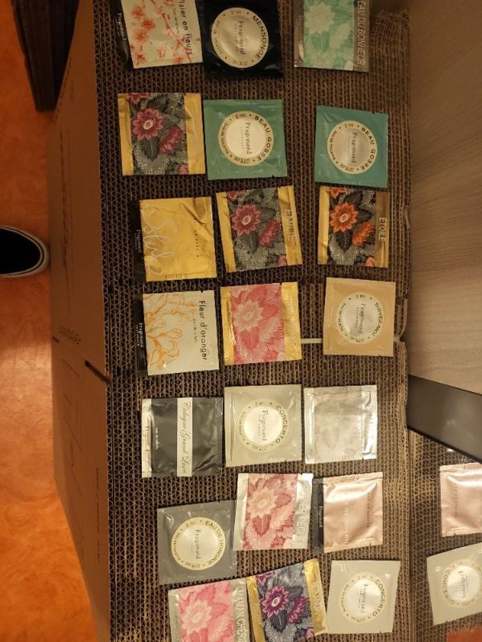 Lot de 21 lingettes parfumées fragonard