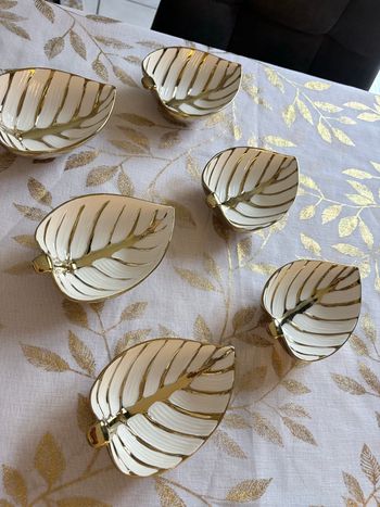 Ensemble de 6 coupelles en forme de feuilles