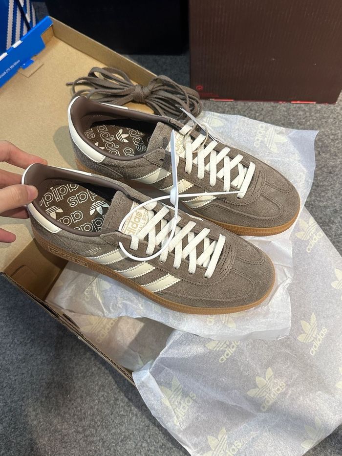 adidas originals Handball spezial(café)42 - photo numéro 3