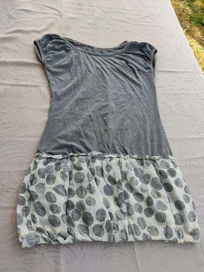 Robe manches courtes forme boule - photo numéro 5