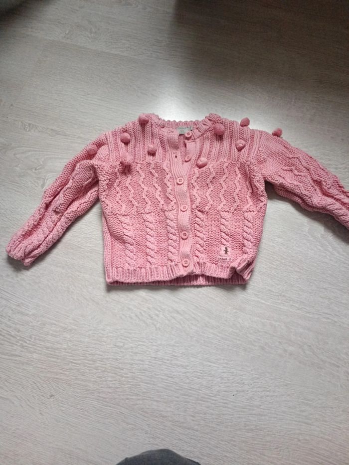 Gilet rose taille 0 12 mois