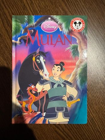 Livre mulan Disney