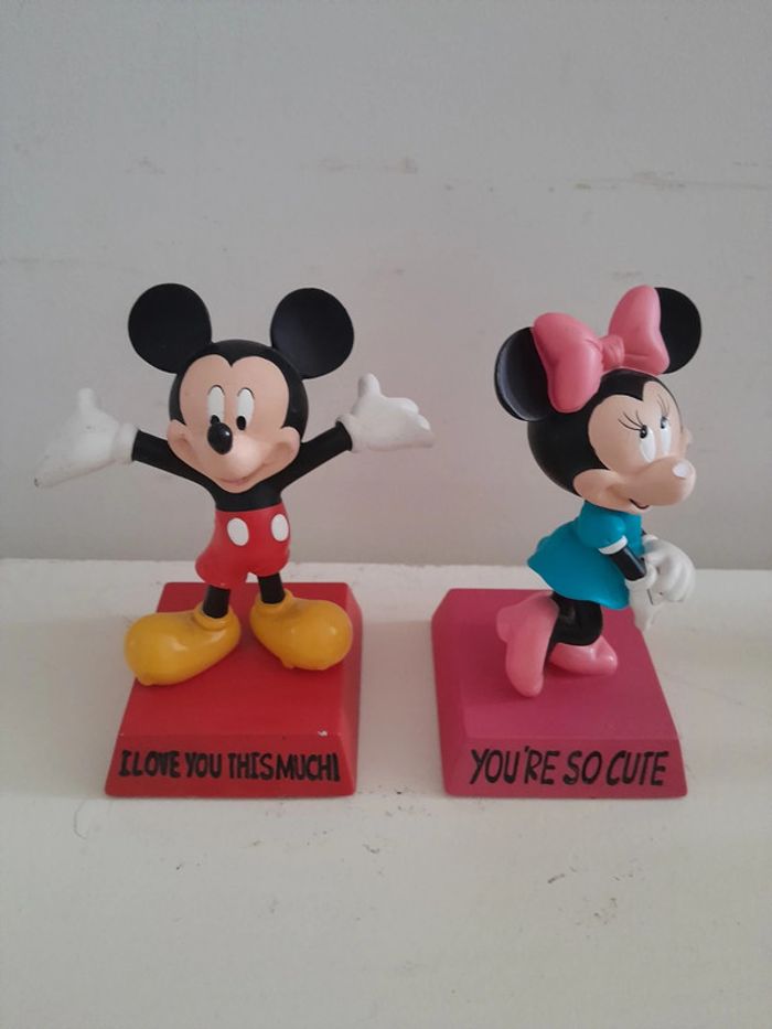 Lot de 2 figurines minie et mickey