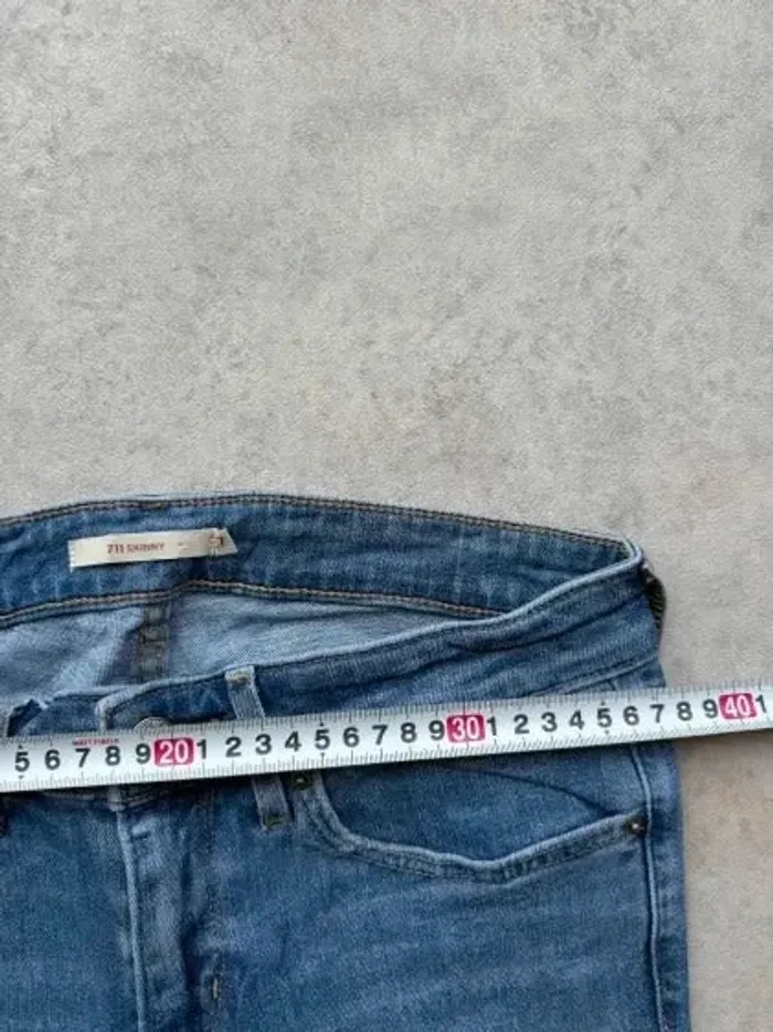 Jeans Levi's 711 W27 FR36 L30 coupe skinny bleu Femme Women pan565b - photo numéro 3