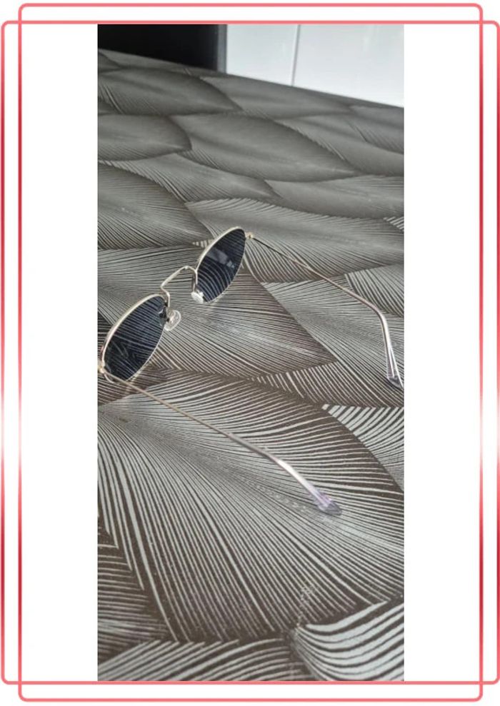 Lunettes de soleil - photo numéro 2