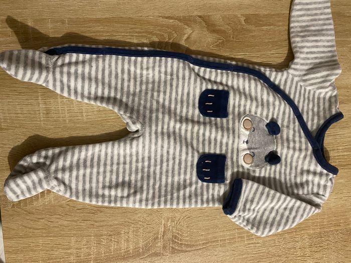 Pyjama garçon ( ou mixtes ) 3 mois - photo numéro 6
