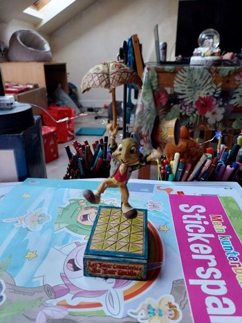 Figurine Disney traditions de Jim Shore jiminy, pinocchio très rare