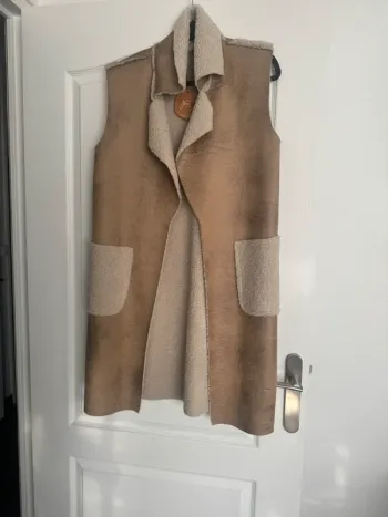 Jolie veste sans manche