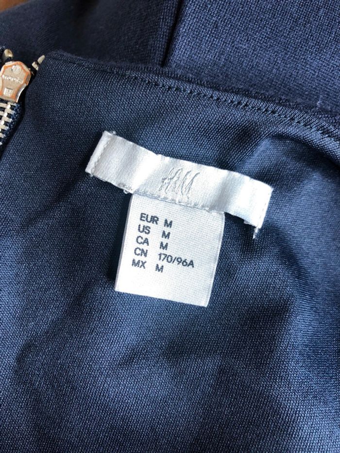 Joli top péplum évasé bleu nuit taille M/L - photo numéro 6