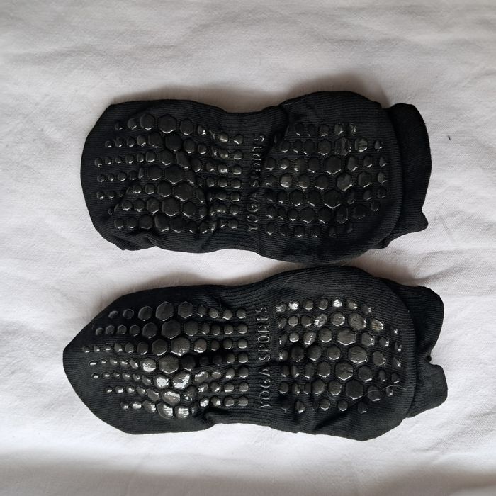 Chaussettes de yoga noires neuves Taille 36/ 39