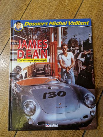 Livre bd dossiers Michel vaillant