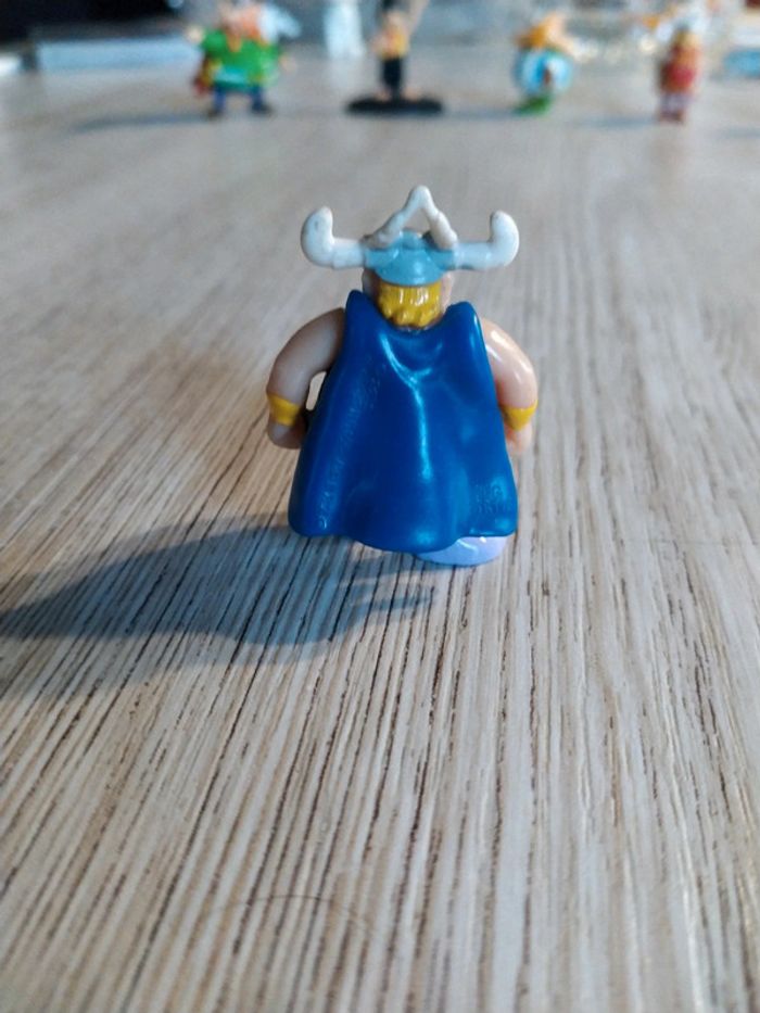 Petite Figurine Uderzo - photo numéro 2