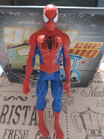 Figurine spiderman