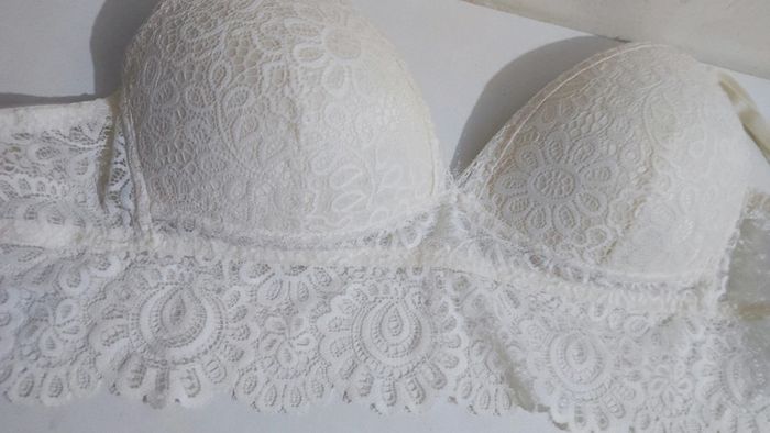 Soutien gorge/Top Secret possessions Primark taille S - photo numéro 4